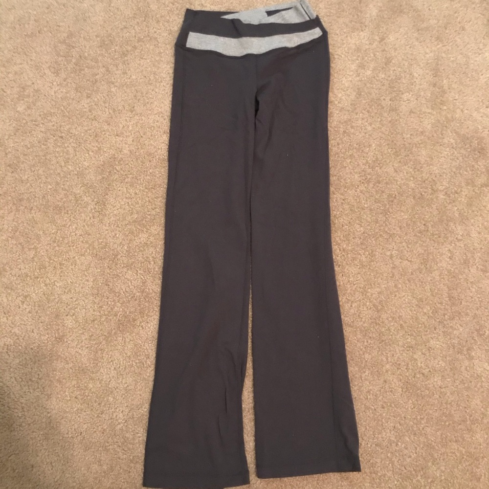 Lululemon Groove Flare pants